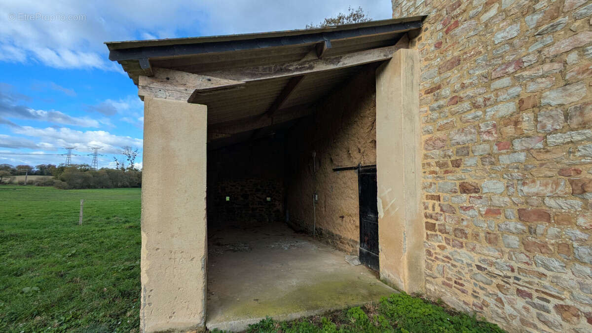 Maison à SAINT-SAUVEUR-LE-VICOMTE