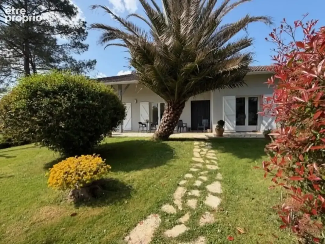 AIGNAN(32) : ELEGANTE MAISON TRADITIONNELLE  des années 80, SANS TRAVAUX, 150m2 habitables, bien située à AIGNAN, sur 2.000m2, l - photo 5