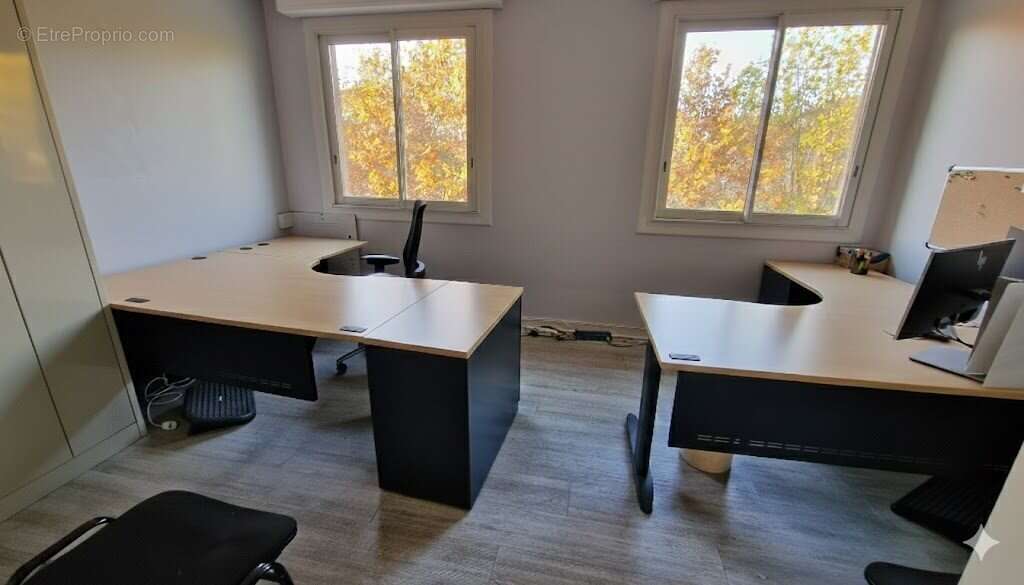 Commerce 338 m² à Crest  - photo 3