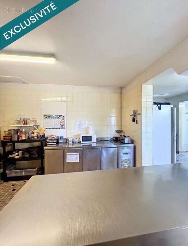 Photo 4 - Commerce à LE PORGE