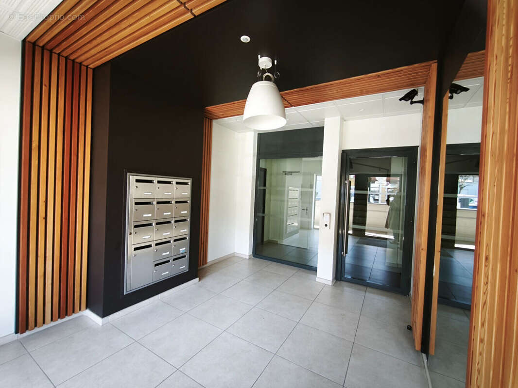 Appartement à GIERES