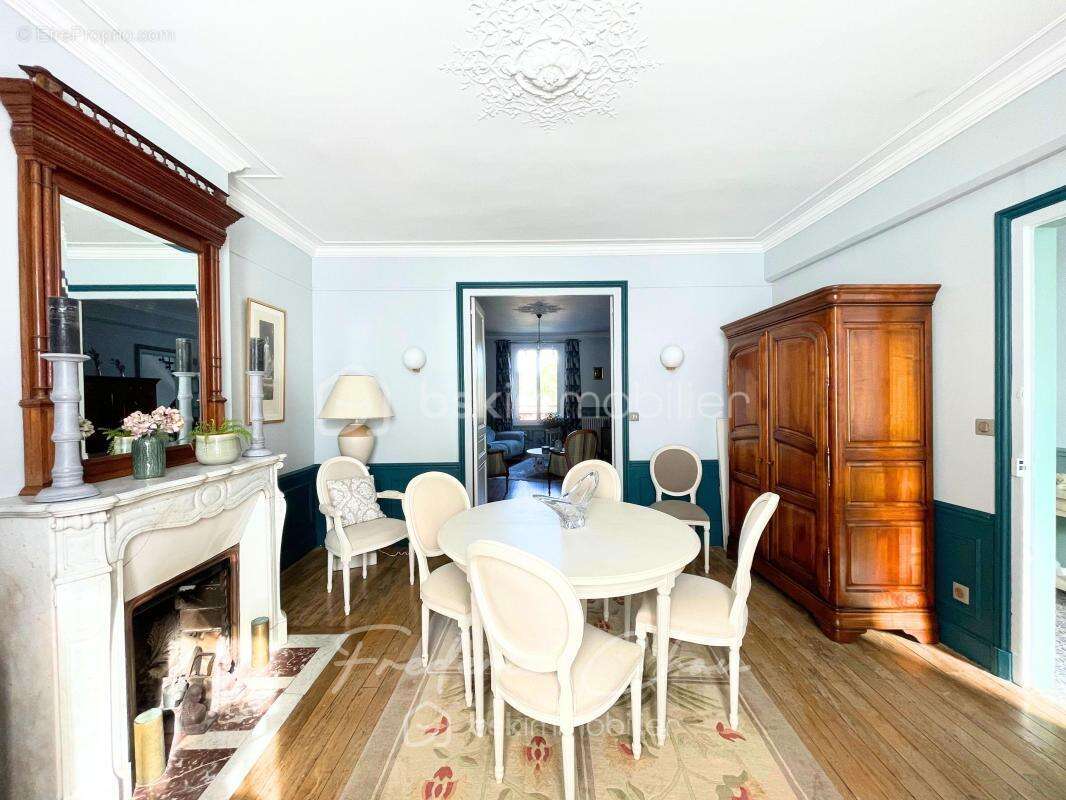 Maison à NANTEUIL-LE-HAUDOUIN