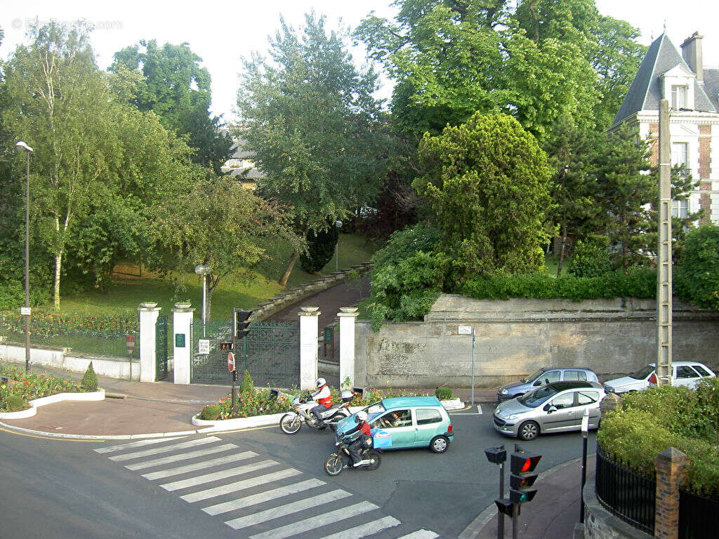Appartement à ISSY-LES-MOULINEAUX