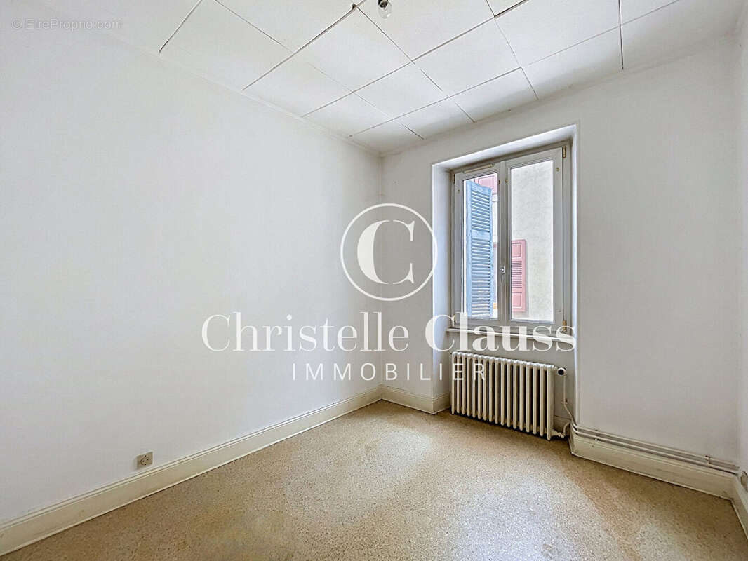 Immeuble de rapport de 188m² habitables à Thann - photo 5