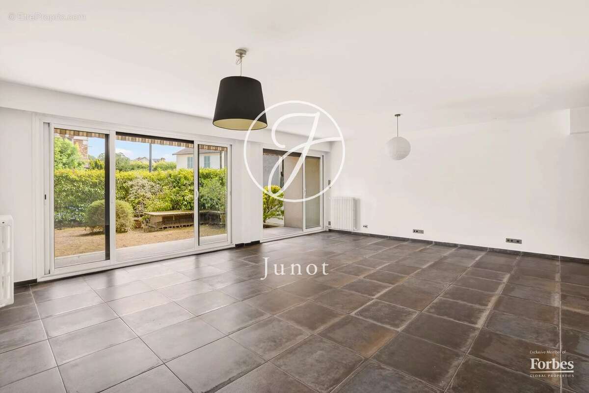 Appartement à LE VESINET