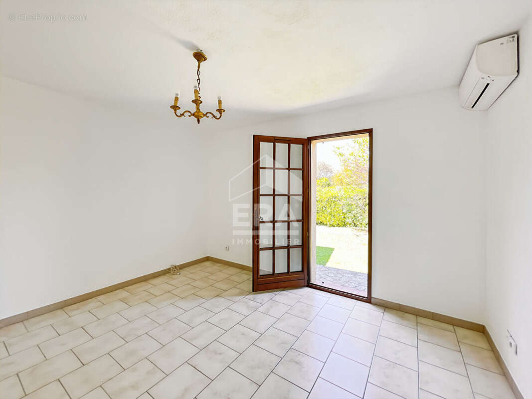 Maison à MOUANS-SARTOUX