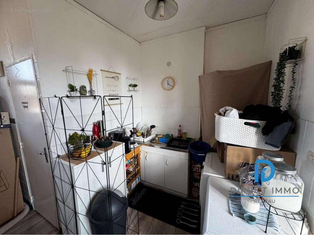 salon séjour et cuisine  - Appartement à SAILLY-SAILLISEL