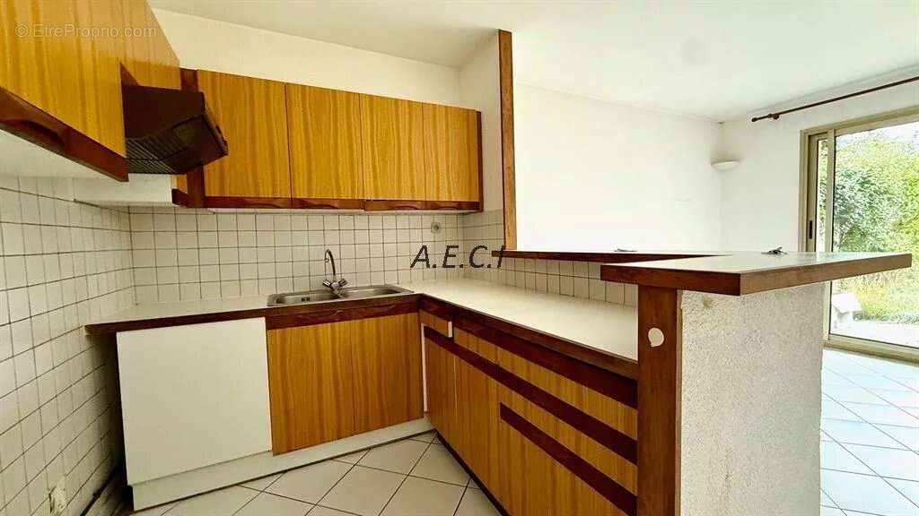Appartement à BOIS-COLOMBES