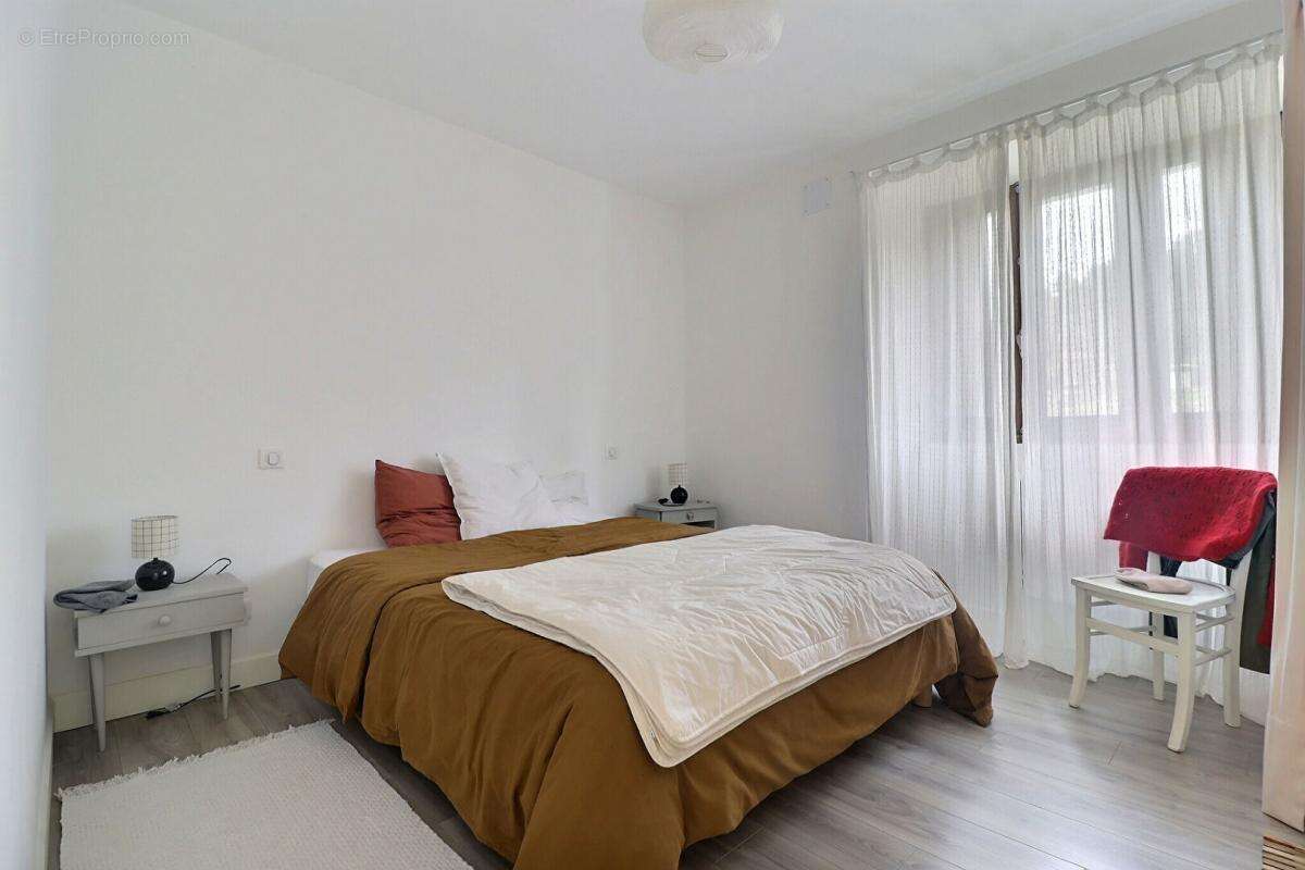 Appartement à LABLACHERE