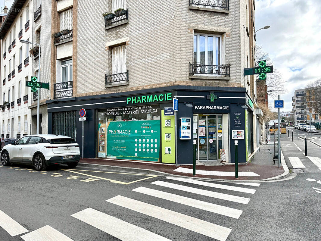 Commerce à NANTERRE