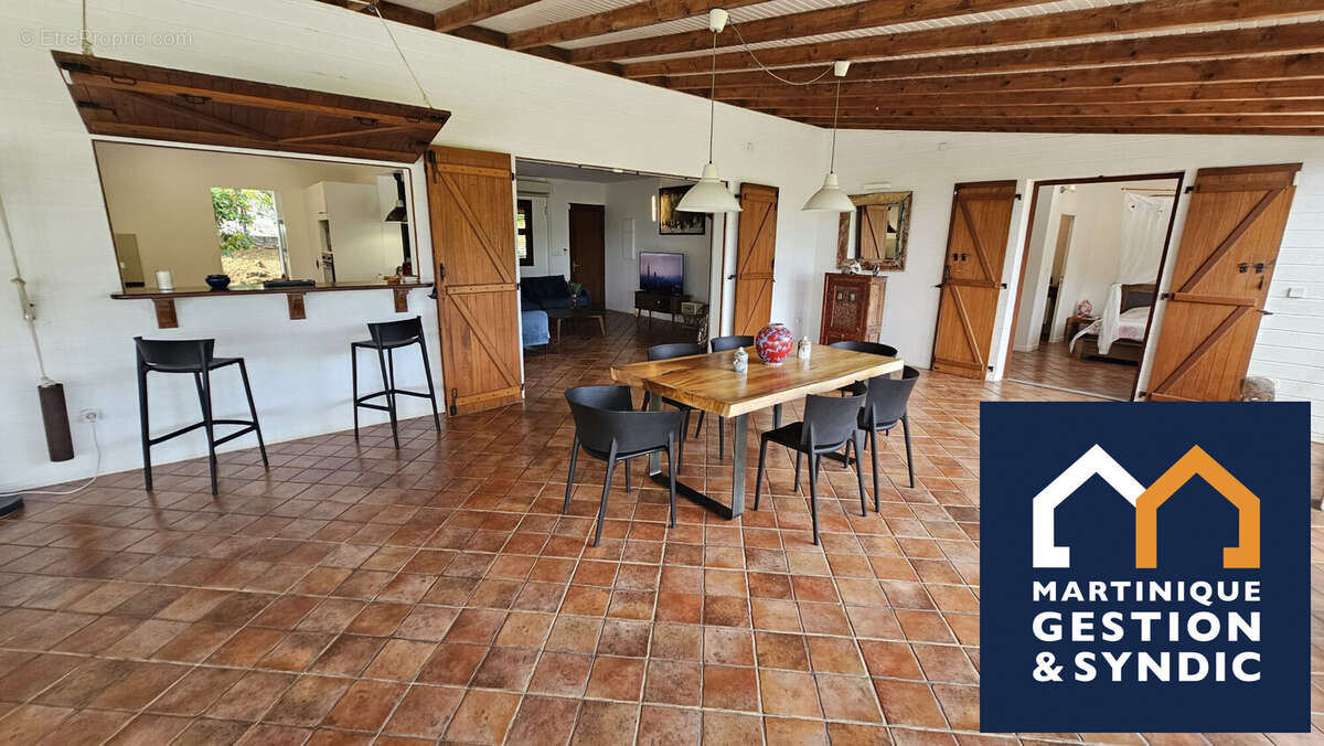 Maison 125 m² à Sainte-Luce  - photo 6