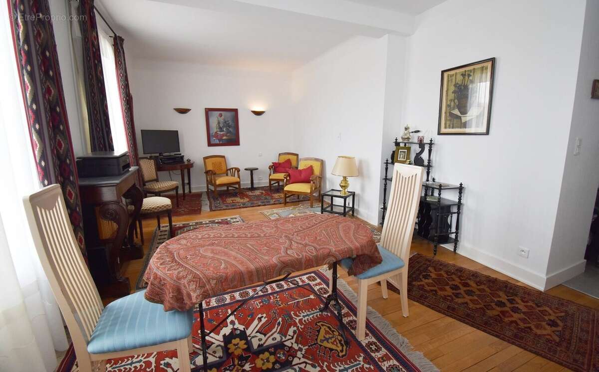 Appartement à VICHY