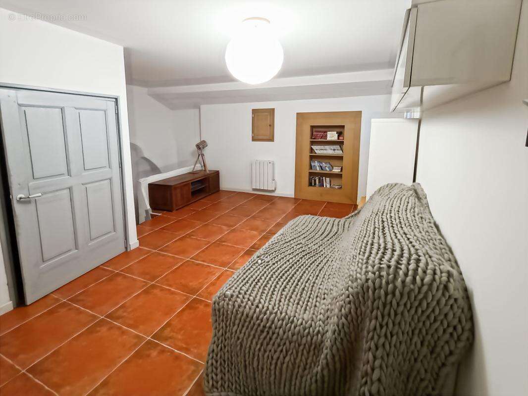Maison à LES MEES