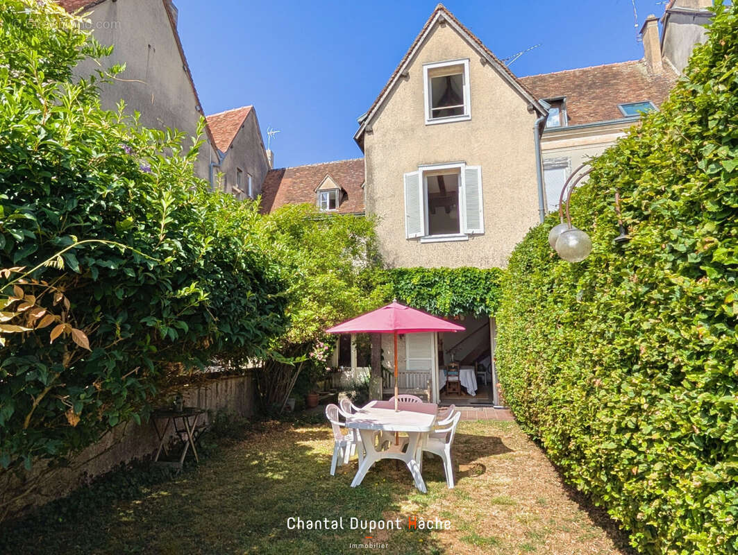 Maison à CHARTRES