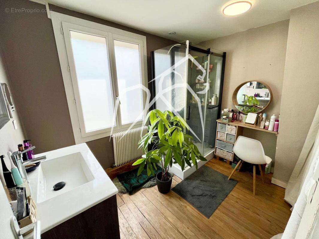 Maison mitoyenne 3 pièces  62 m²  Avec grand atelier, cave, jardin et garage   Secteur stade sottevillais  SOTTEVILLE-LES-ROUEN - photo 10