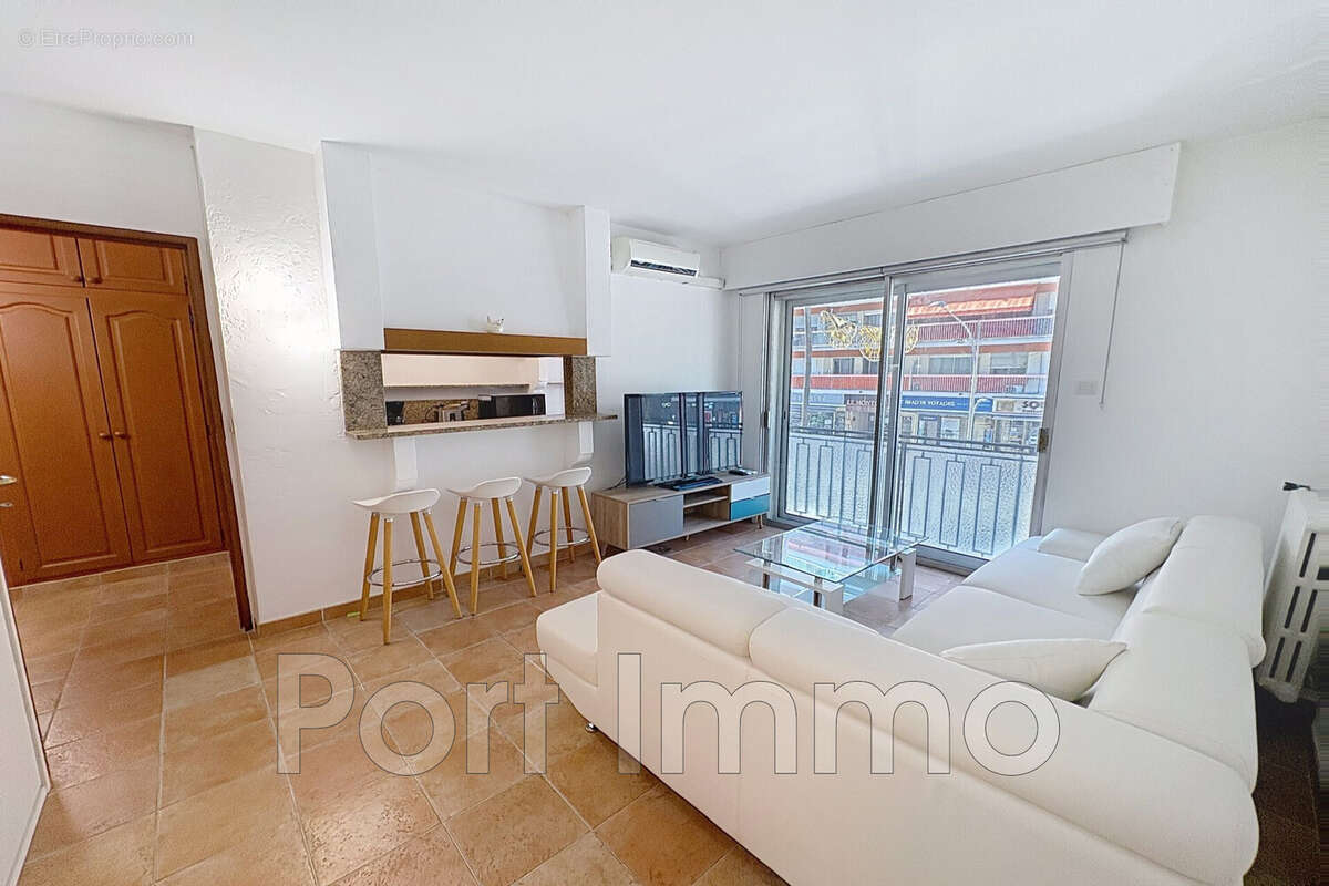 Appartement à CAGNES-SUR-MER