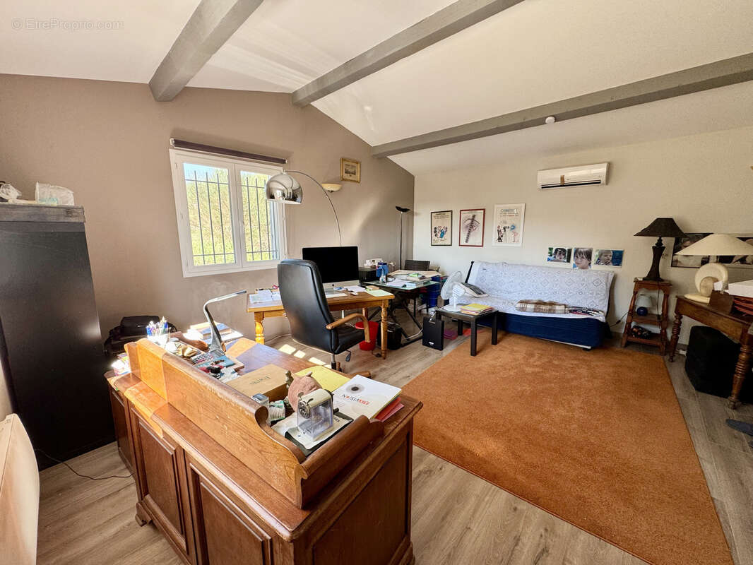 Maison à LA MOTTE-D'AIGUES