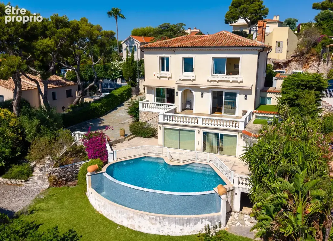 COL VILLEFRANCHE Villa 298m2 Vue Mer Panoramique Cap Ferrat Piscine Terrasse Jardin Garage Parkings - photo 2