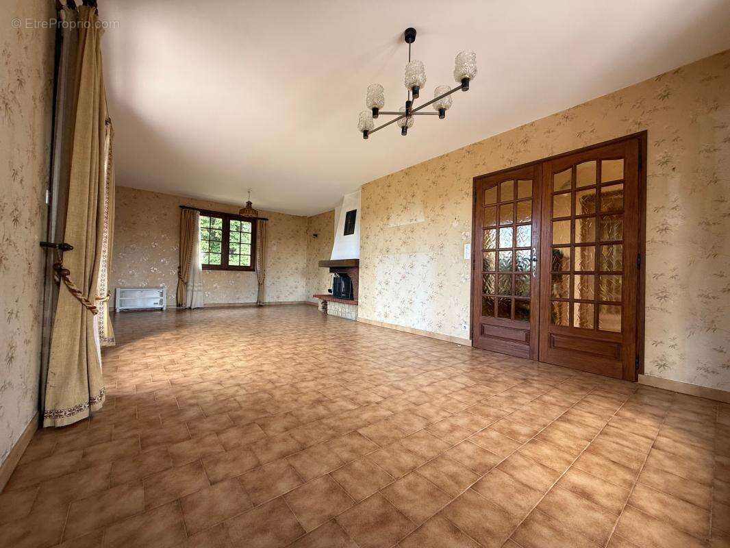 Maison à JOYEUSE