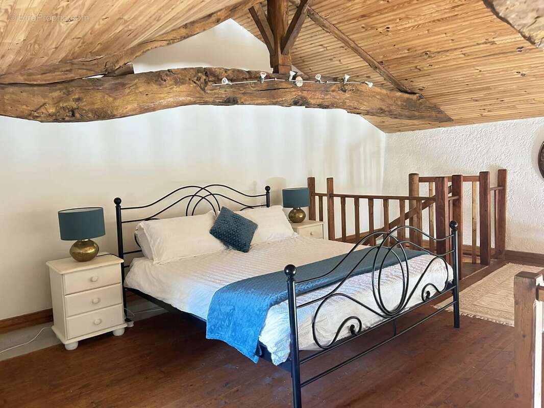 Appartement à SAINT-THOMAS-DE-CONAC