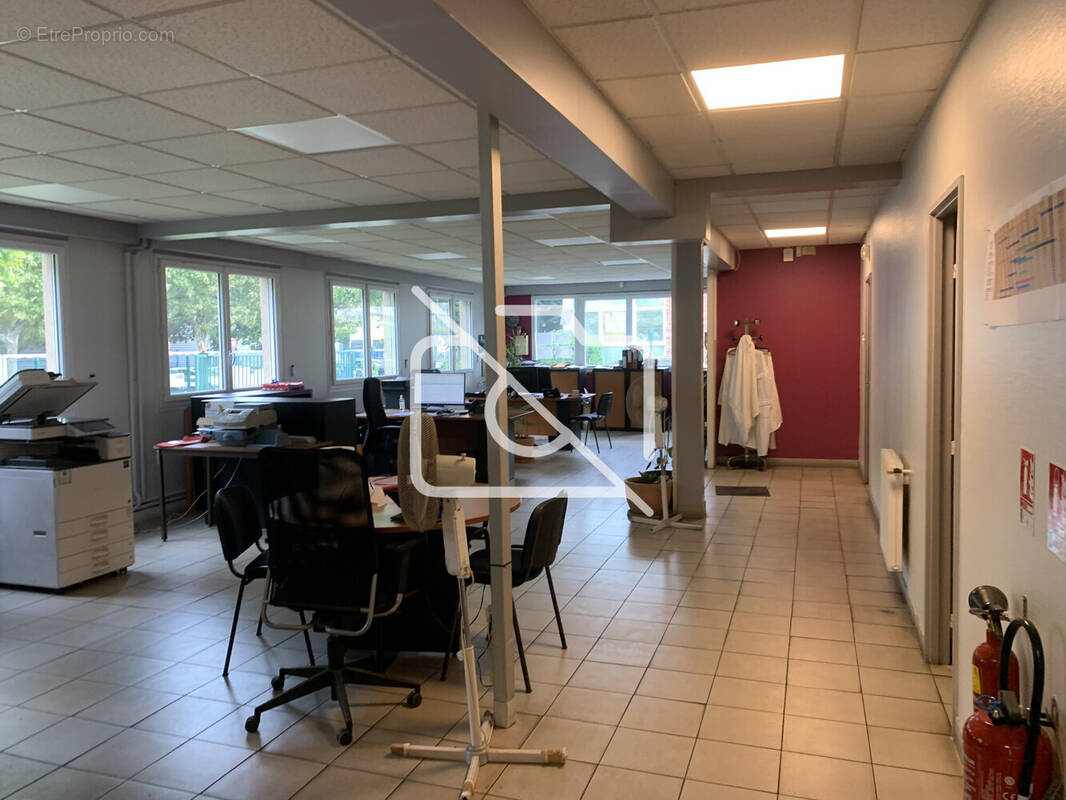 Commerce à VITRY-SUR-SEINE