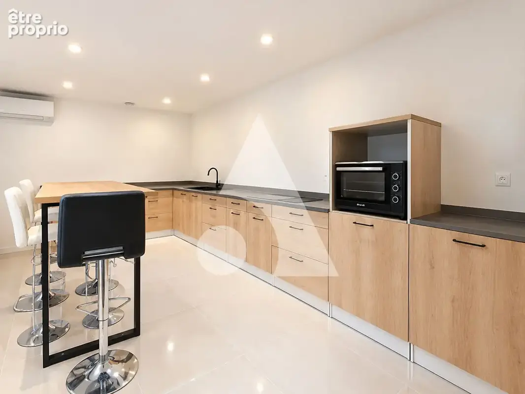 À vendre ! pas-de-porte / local à usage professionnel avec logement - photo 5