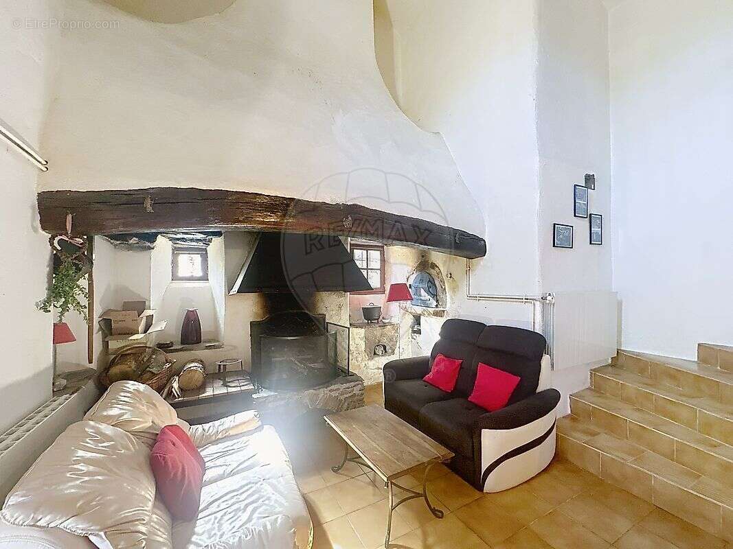 Maison à SAINT-MICHEL-DE-DEZE