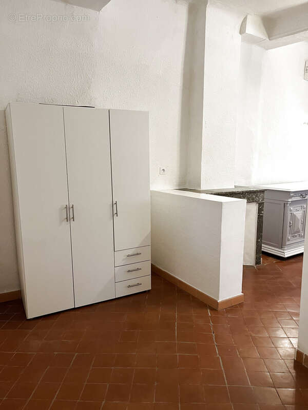 Appartement à VILLECROZE