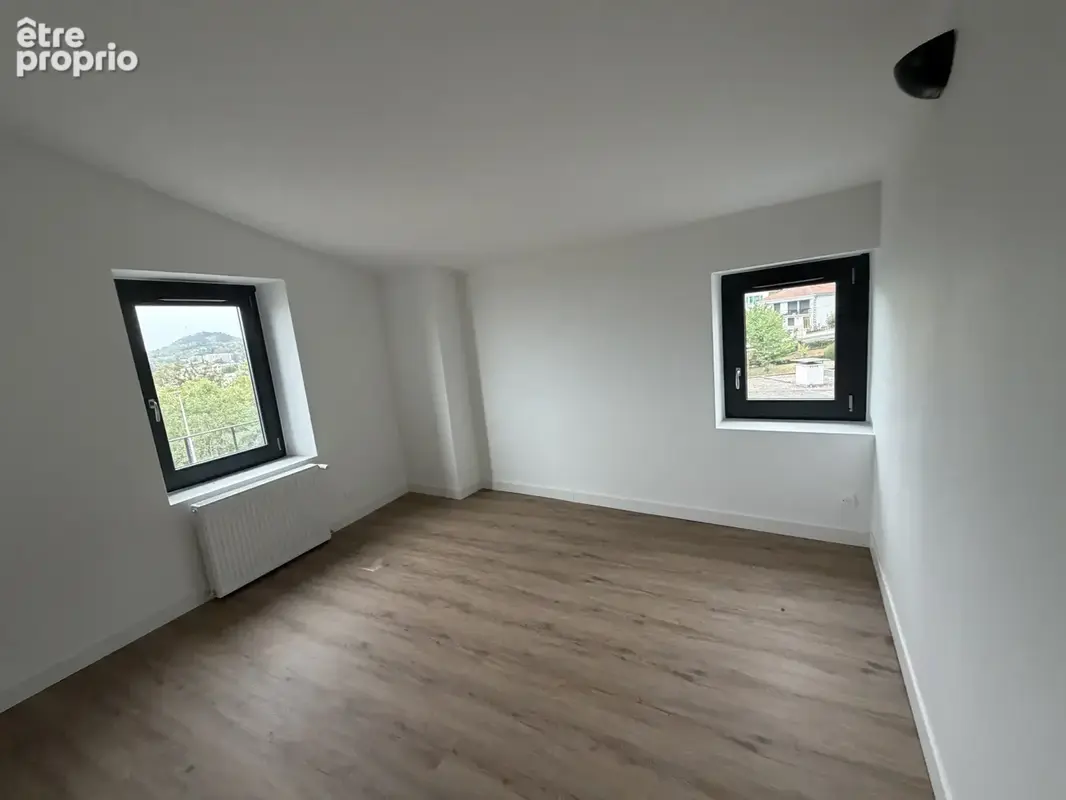 Duplex dans petite Copro Chamalières avec jardin entièrement refait à neuf - photo 12