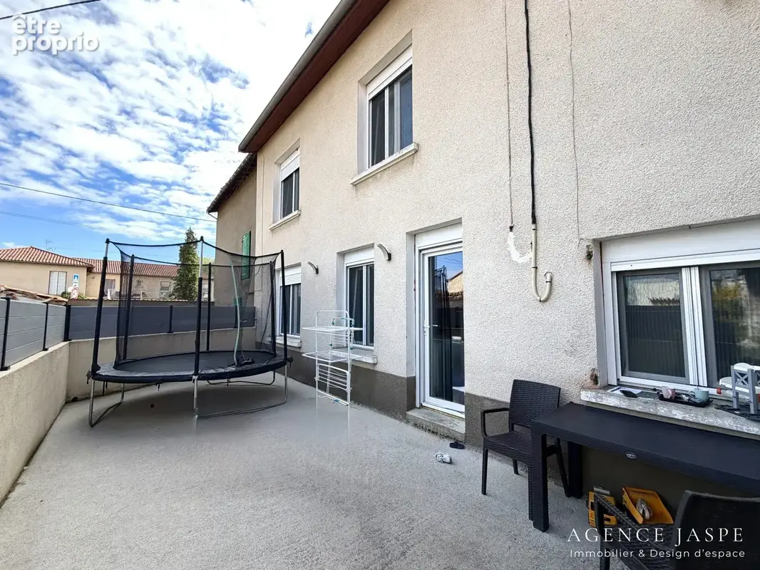 Maison 4 pièces 102 m² à vendre à Sury-Le-Comtal (42450) - photo 2
