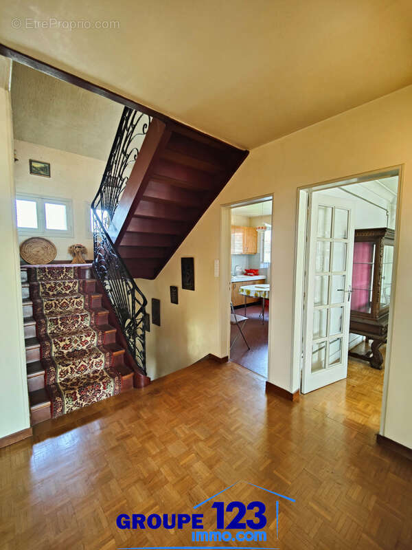 Maison à CHENY