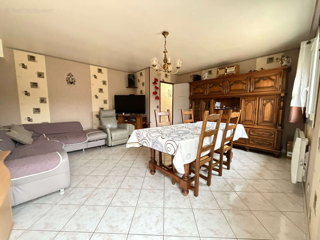Maison à MITRY-MORY