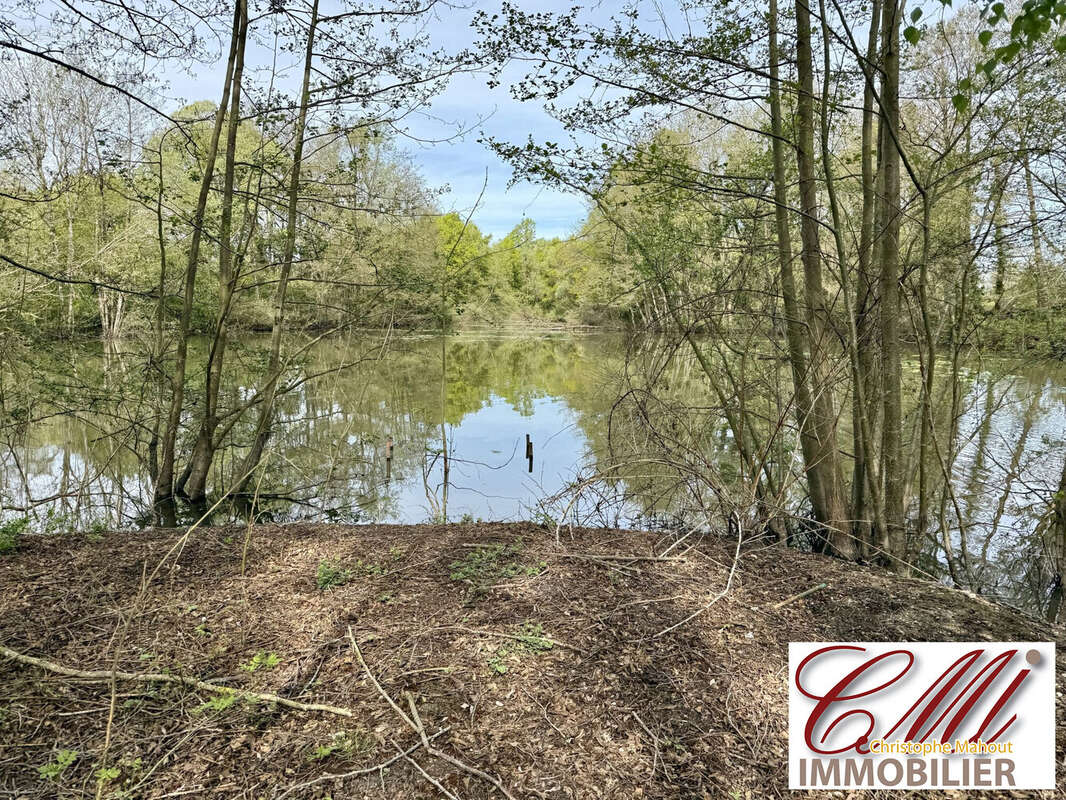 Terrain à VITRY-LE-FRANCOIS