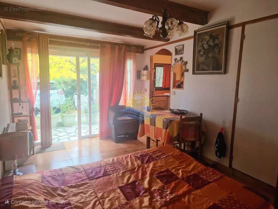 Maison à SAUSSET-LES-PINS