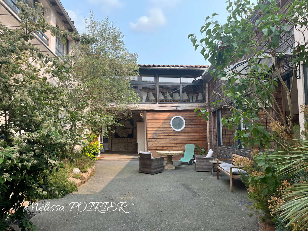 Maison à MORTAGNE-SUR-SEVRE