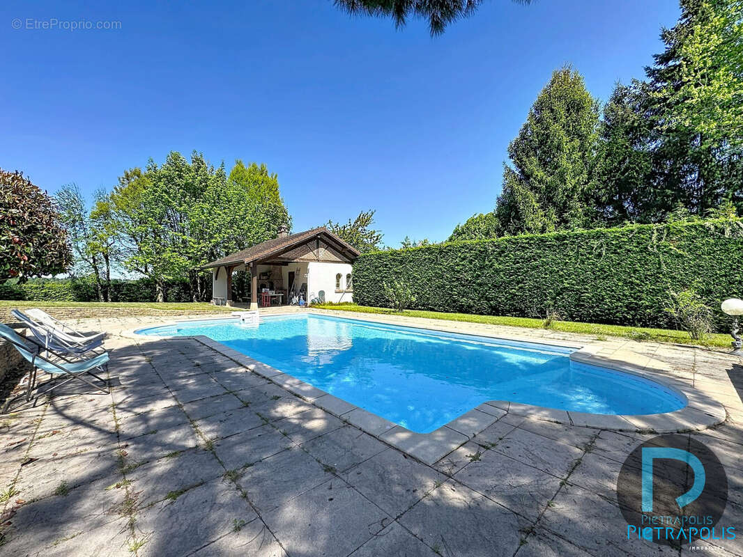 Maison à VONNAS