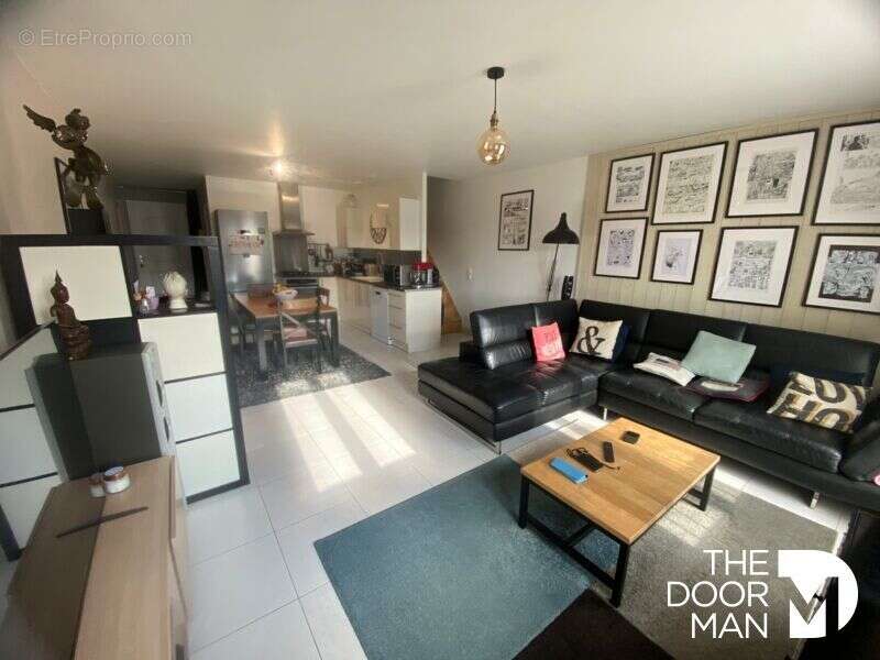 Appartement à LE PERRAY-EN-YVELINES