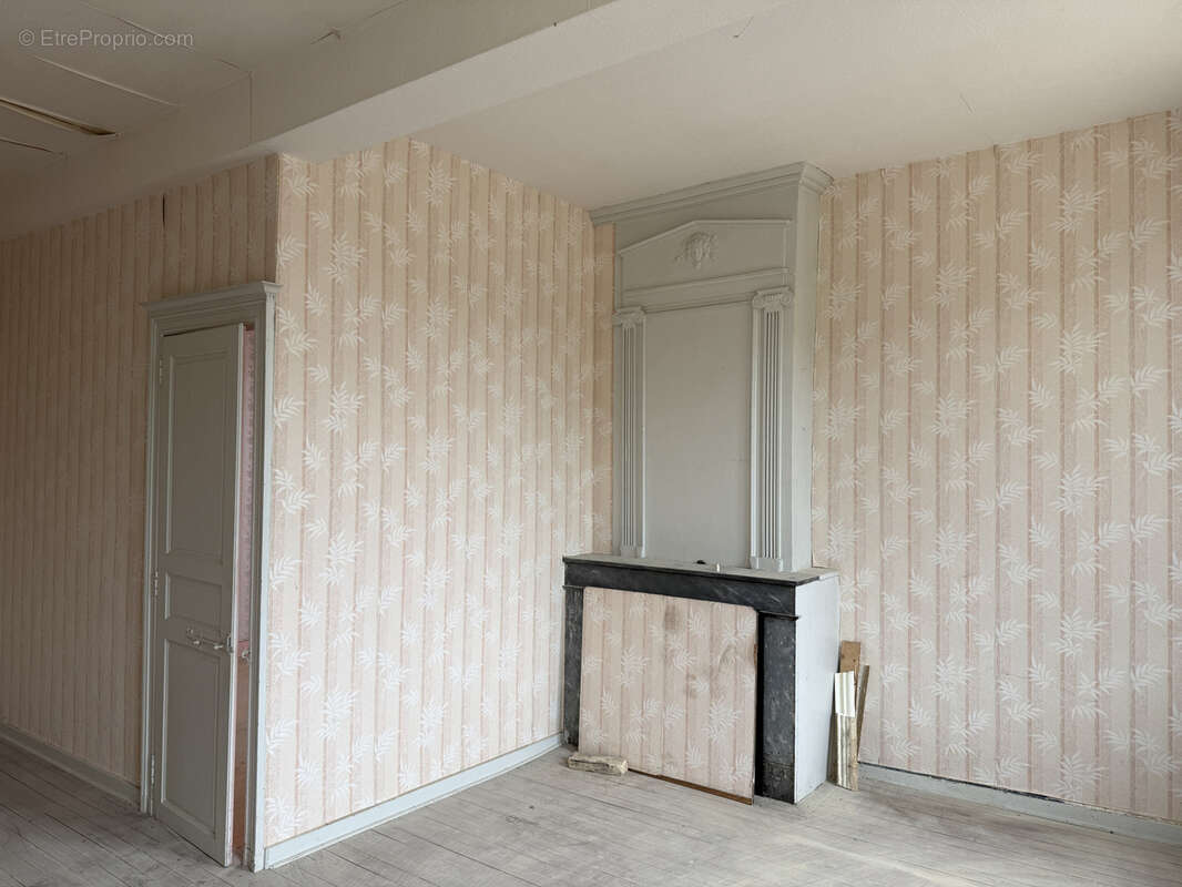 Maison à SAINT-EMILION