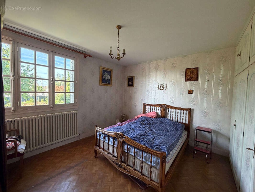 Brou proche centre, 5 chambres - photo 5