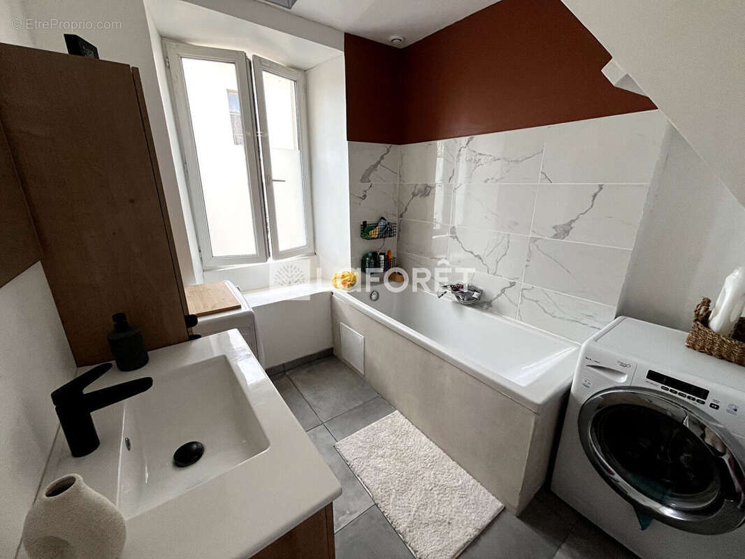 Appartement à SERAINCOURT