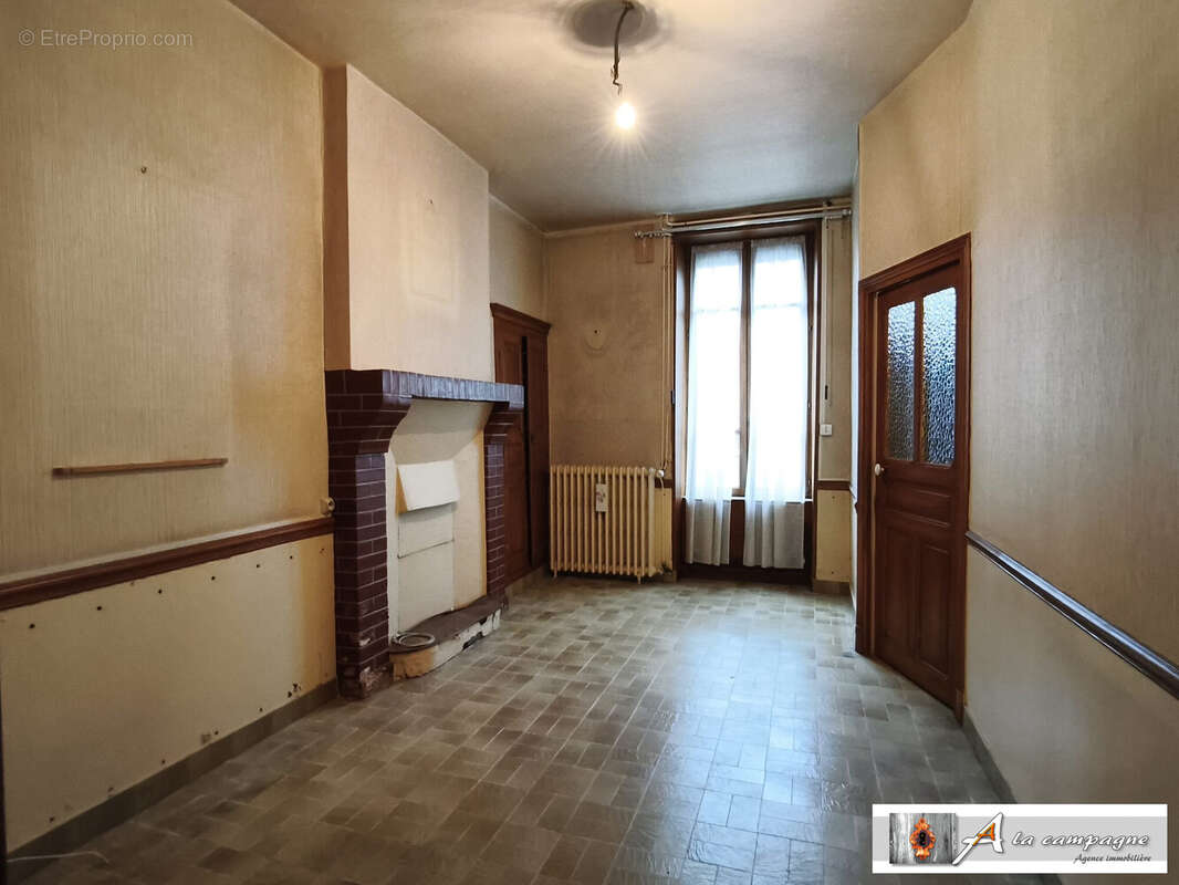 Maison à PIONSAT
