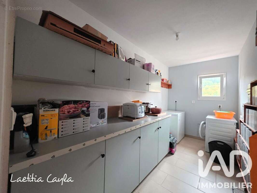 Maison 127 m² à Saint-Pierre-De-La-Fage  - photo 6