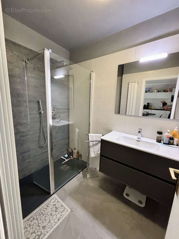 Appartement à ROQUEBRUNE-CAP-MARTIN