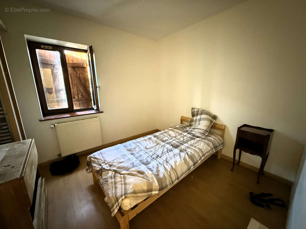 Appartement à SAINT-ROMAIN-EN-GAL