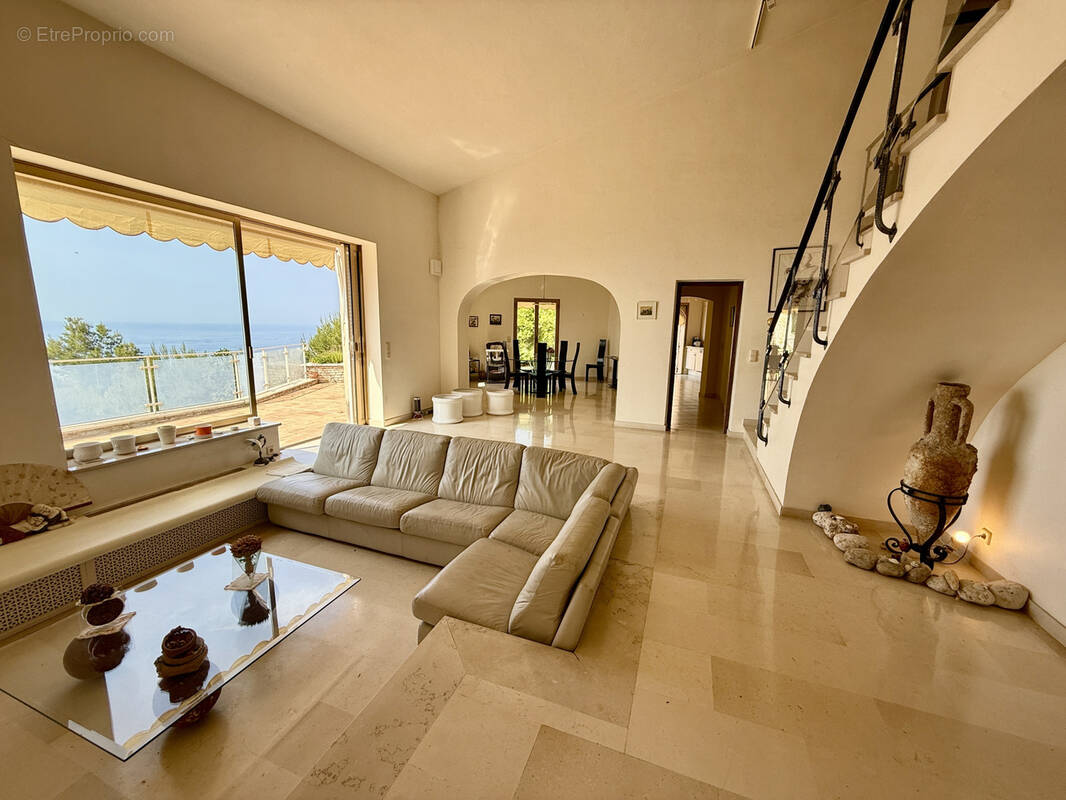 Maison à ROQUEBRUNE-CAP-MARTIN