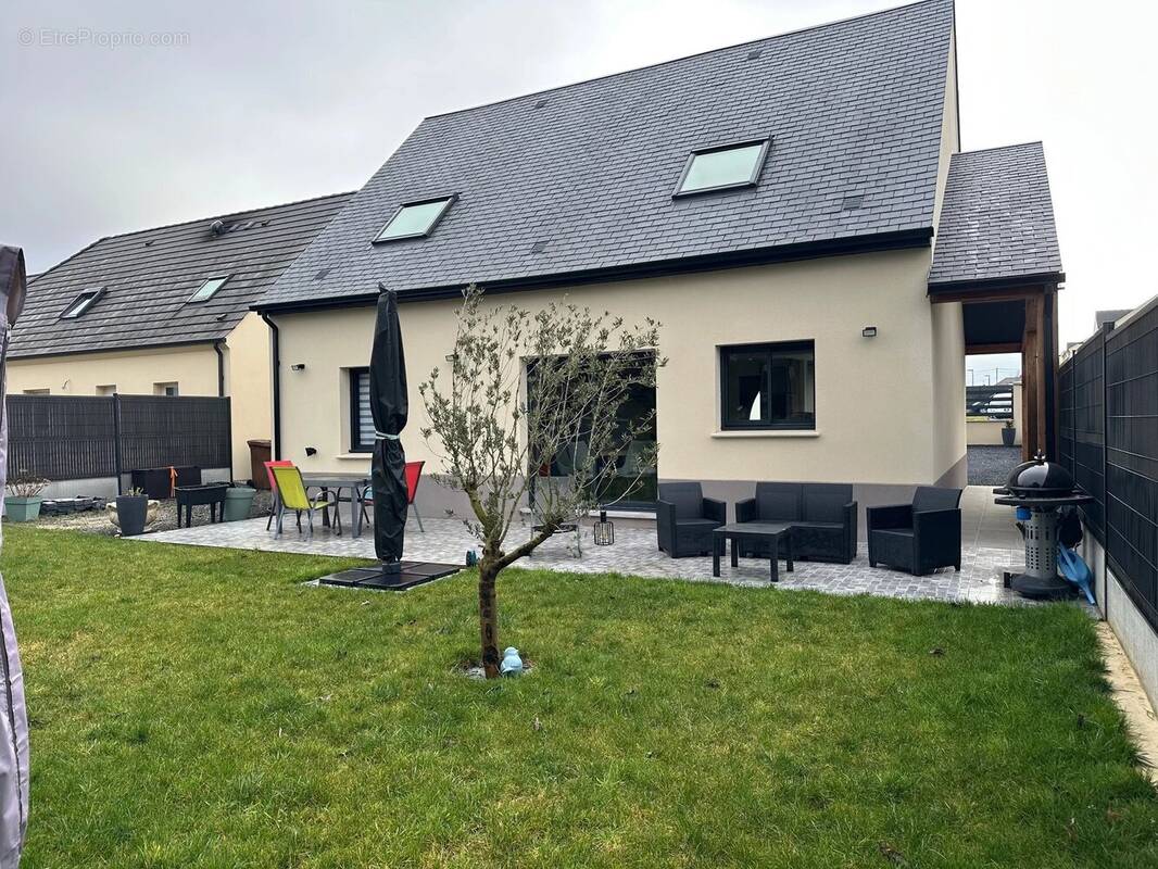 Maison à BREUIL-LE-VERT