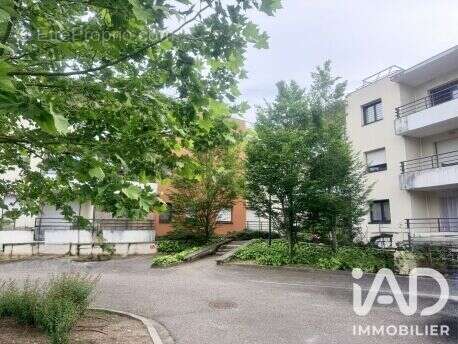 Appartement 45 m² à Pessac  - photo 6
