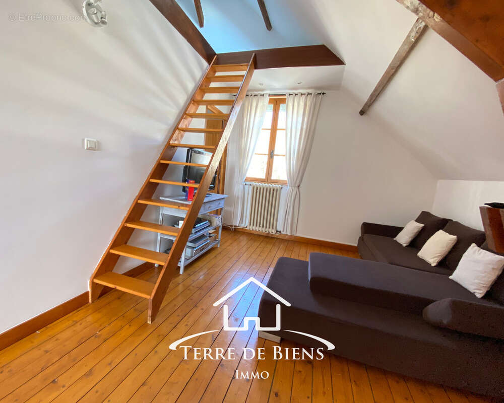 Maison à CUISY-EN-ALMONT