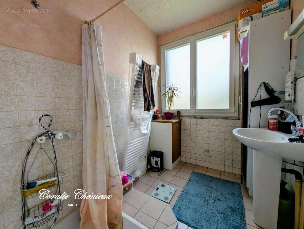 Photo 6 - Maison à LANOBRE