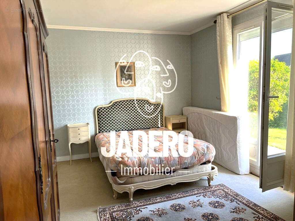 Maison à FRANQUEVILLE-SAINT-PIERRE